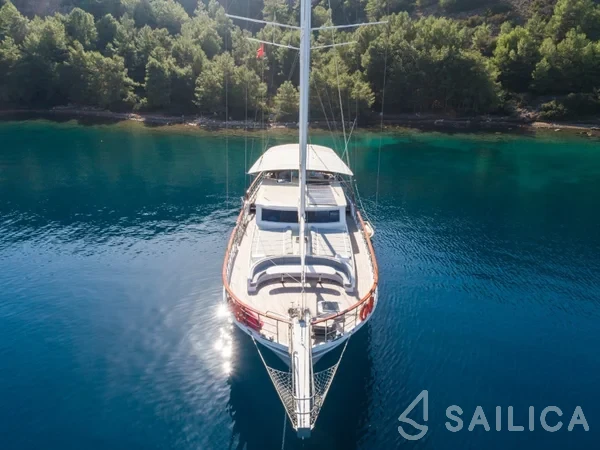 Gulet - Yacht Charter Sailica