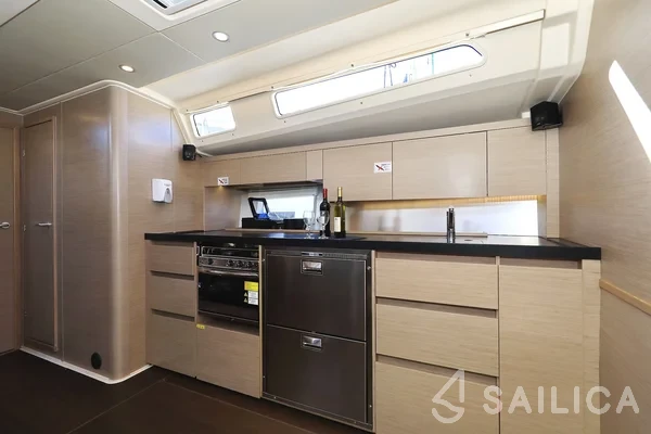Hanse 508 - Yacht Charter Sailica