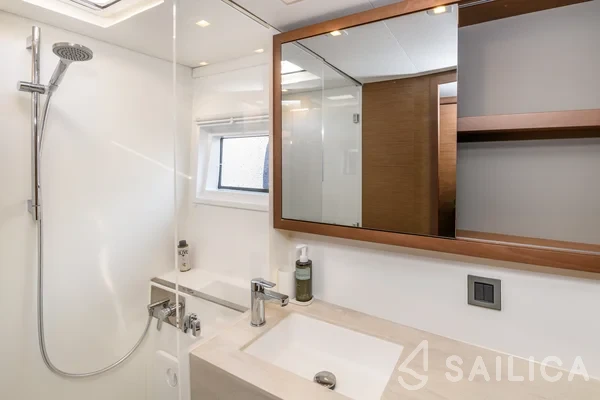 Lagoon 46  - Yacht Charter Sailica