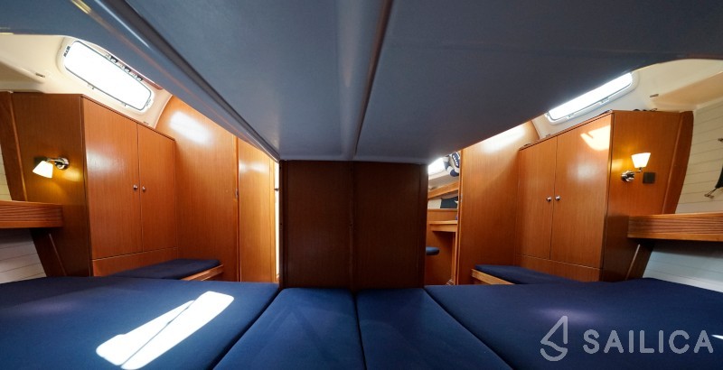 Bavaria 43 Cruiser - Yacht Charter Sailica