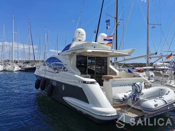 Azimut 43 - Yacht Charter Sailica