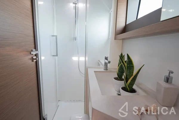 Lagoon 50 - Yacht Charter Sailica