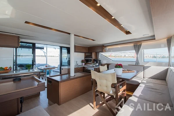 Lagoon 50 - Yacht Charter Sailica