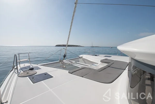 Lagoon 50 - Yacht Charter Sailica