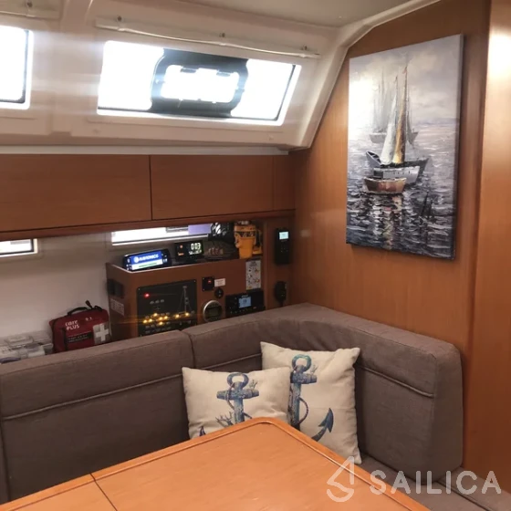 Bavaria 46 Cruiser - Yacht Charter Sailica