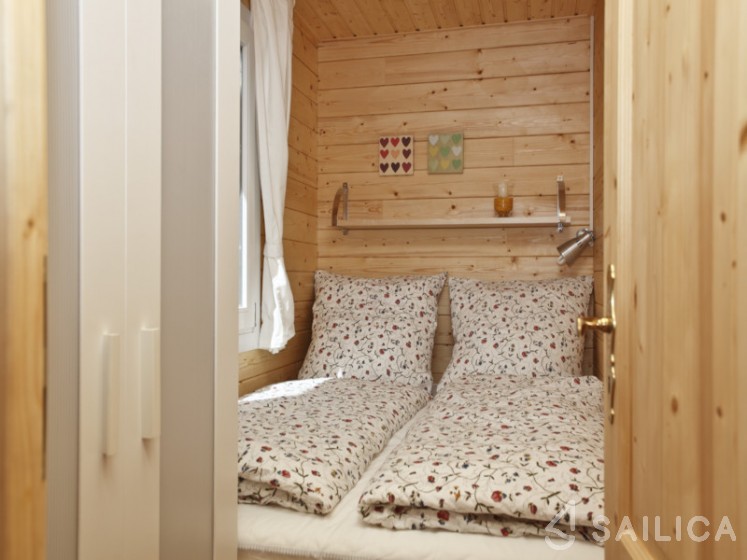 De Drait Houseboat - Yacht Charter Sailica