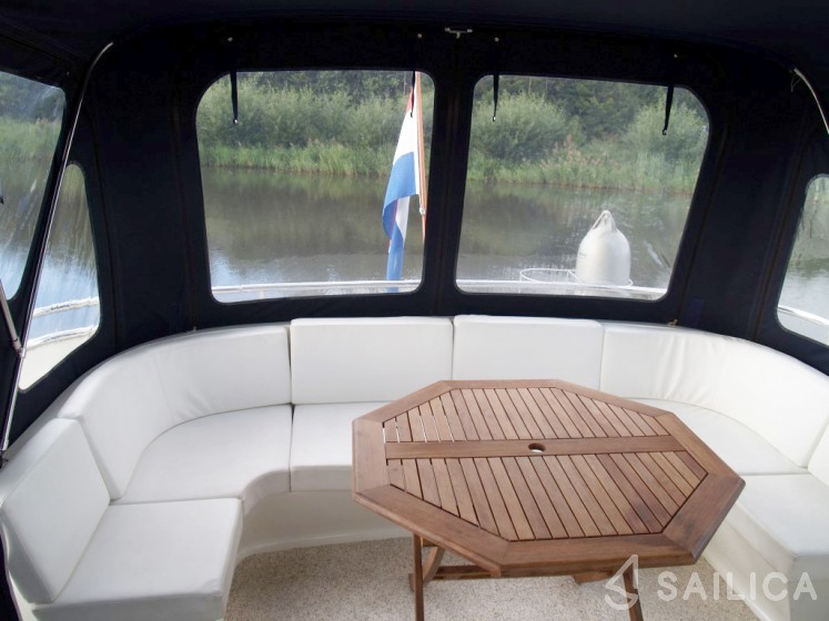 De Drait Classicline 1300 - Yacht Charter Sailica