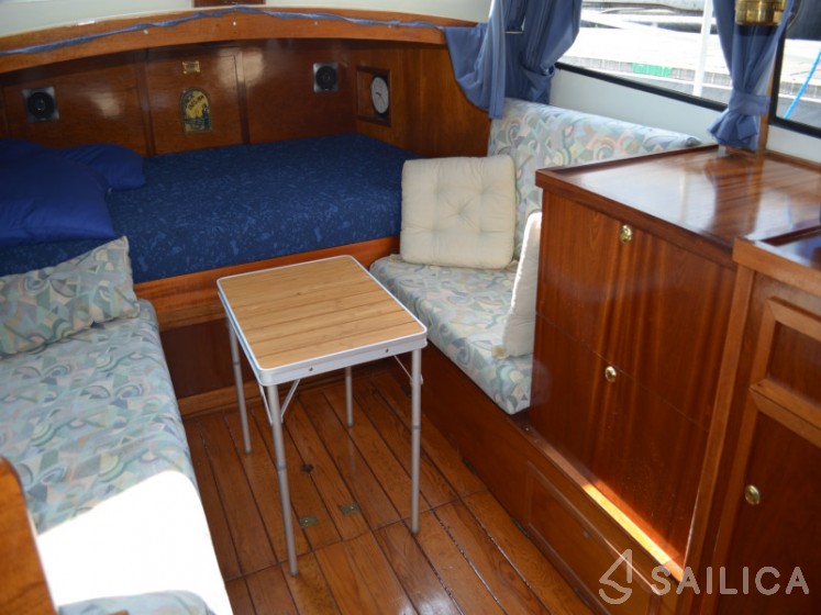 De Drait Doerak 850 OK - Yacht Charter Sailica