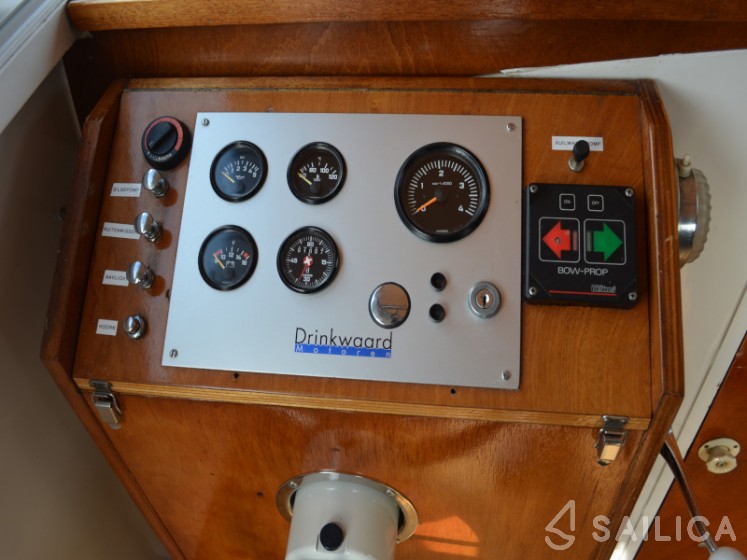 De Drait Doerak 850 OK - Yacht Charter Sailica