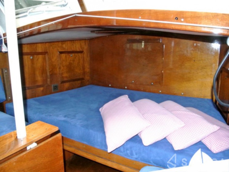 De Drait Doerak 850 OK - Yacht Charter Sailica