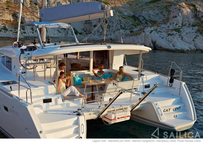 Lagoon 400 S2 - Yacht Charter Sailica