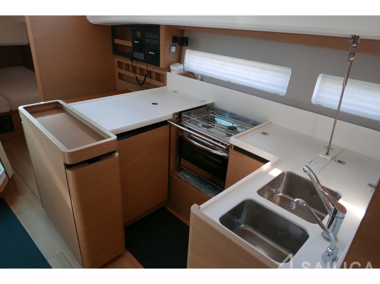 Sun Odyssey 440 - Yacht Charter Sailica