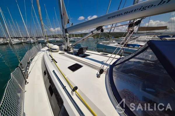 Bavaria 46 Cruiser - Yacht Charter Sailica