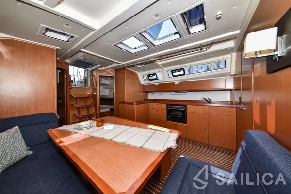 Bavaria 46 Cruiser - Yacht Charter Sailica