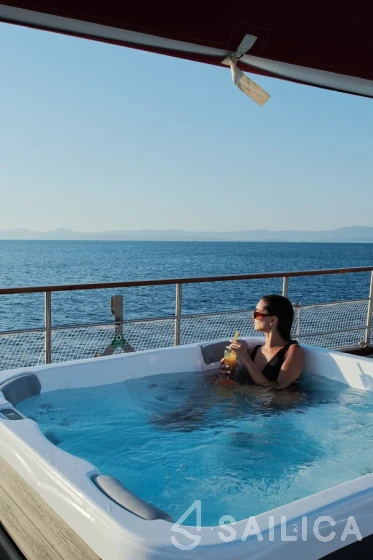 Gulet - Yacht Charter Sailica