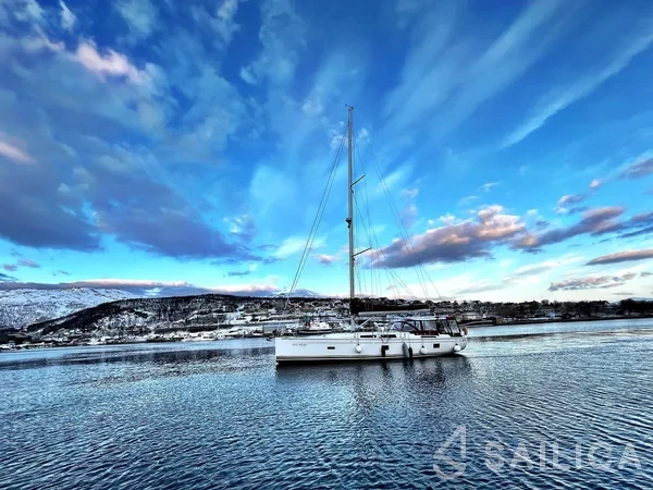 Hanse 458 - Yacht Charter Sailica