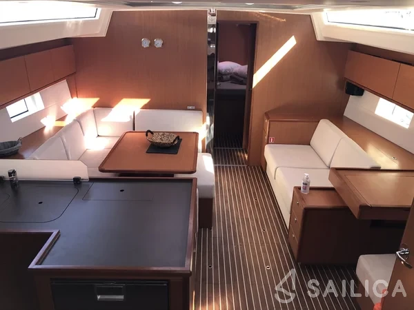 Bavaria C50 - Yacht Charter Sailica