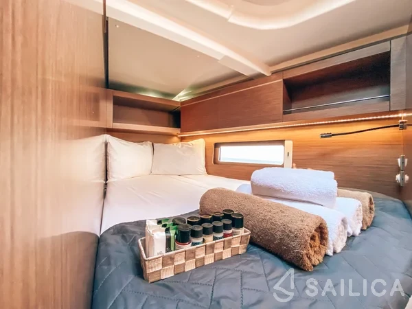 Oceanis 46.1 - Yacht Charter Sailica