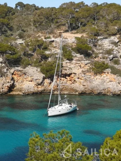 Bavaria 45 Cruiser - Yacht Charter Sailica