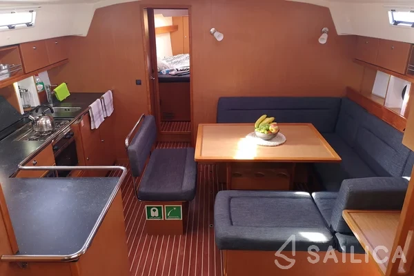 Bavaria 45 Cruiser - Yacht Charter Sailica
