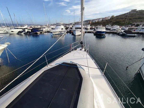 Bavaria 46 Cruiser - Yacht Charter Sailica