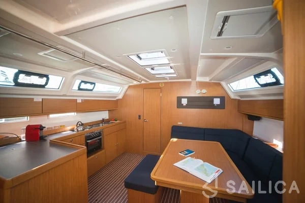 Bavaria 46 Cruiser - Yacht Charter Sailica