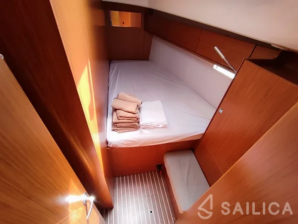 Bavaria 46 Cruiser - Yacht Charter Sailica