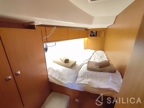 Bavaria 46 Cruiser - Yacht Charter Sailica