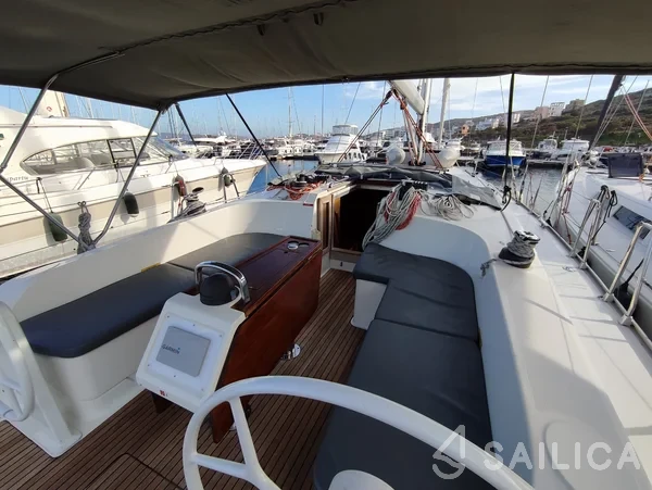 Bavaria 46 Cruiser - Yacht Charter Sailica