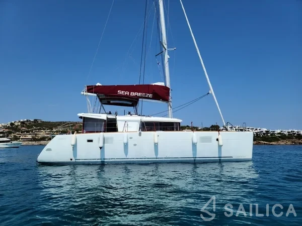 Lagoon 450  Flybridge - Yacht Charter Sailica
