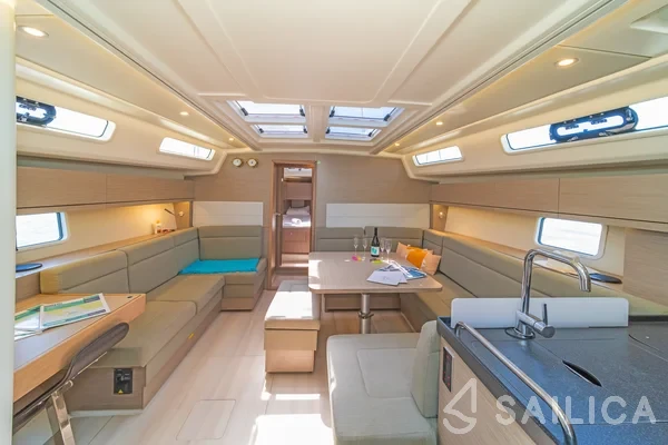 Hanse 458 - Yacht Charter Sailica