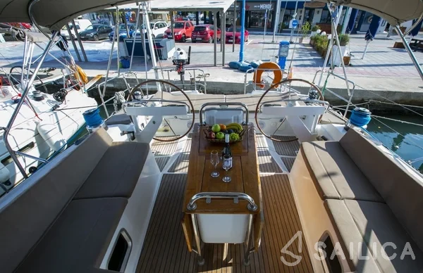 Jeanneau 57 - Yacht Charter Sailica