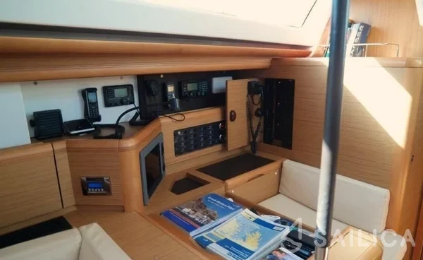 Jeanneau 57 - Yacht Charter Sailica