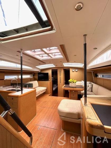 Jeanneau 57 - Yacht Charter Sailica