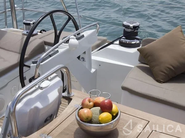 Jeanneau 57 - Yacht Charter Sailica