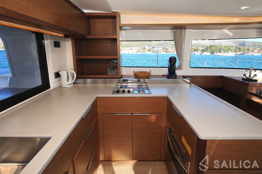 Lagoon 46  - Yacht Charter Sailica
