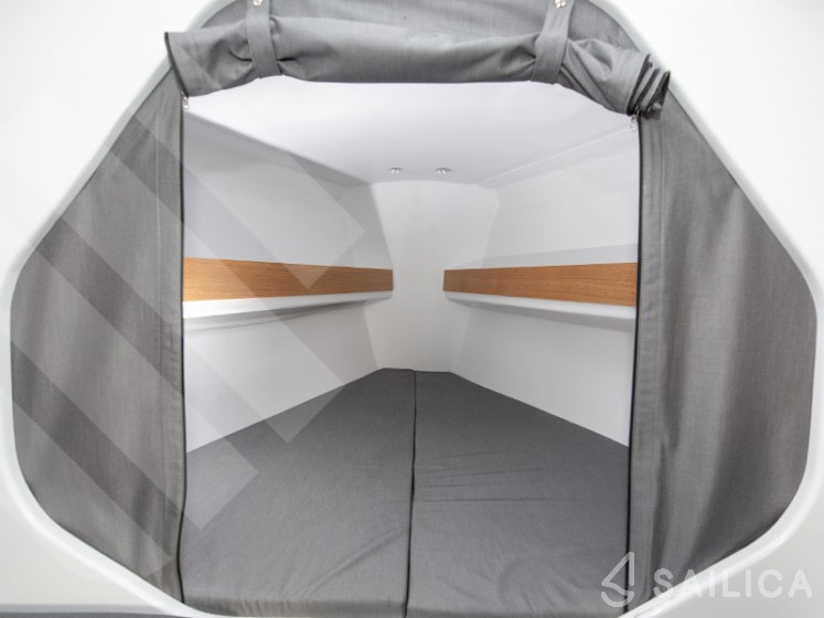 MMW 33 - Yacht Charter Sailica
