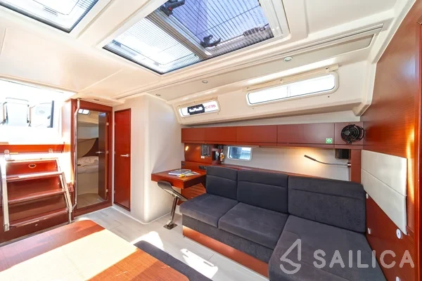 Hanse 458 - Yacht Charter Sailica
