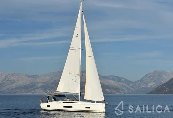 Oceanis 46.1 - Yacht Charter Sailica