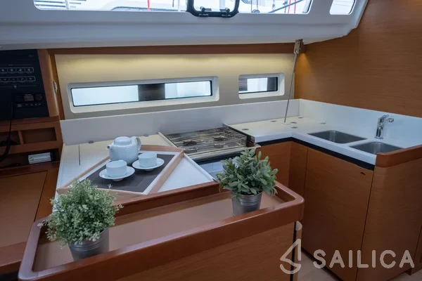 Sun Odyssey 440 - Yacht Charter Sailica