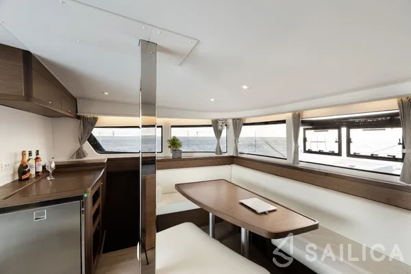 Lagoon 42 - Yacht Charter Sailica