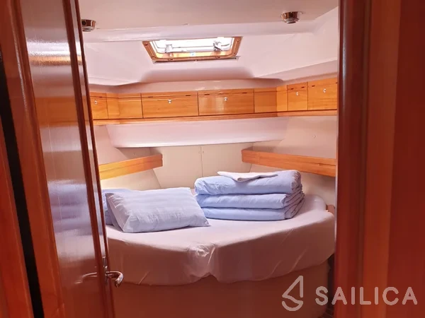 Bavaria 46 Cruiser - Yacht Charter Sailica