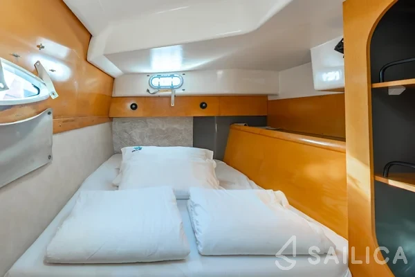 Lavezzi 40 - Yacht Charter Sailica