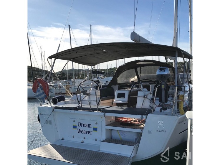 Dufour 460 GL - Yacht Charter Sailica