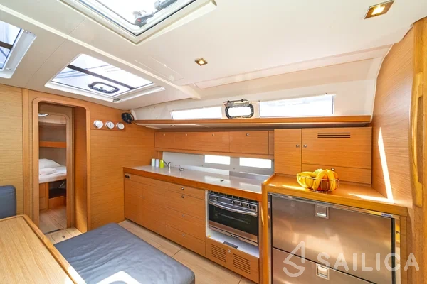 Dufour 460 GL - Yacht Charter Sailica