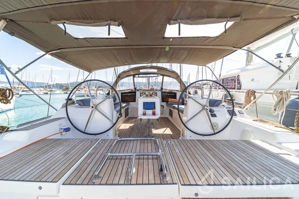 Dufour 460 GL - Yacht Charter Sailica