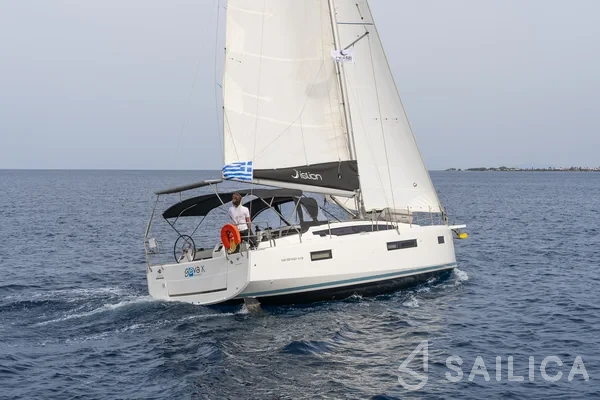 Sun Odyssey 410 - Yacht Charter Sailica