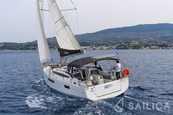 Sun Odyssey 410 - Yacht Charter Sailica