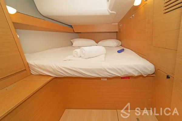 Dufour 460 GL - Yacht Charter Sailica
