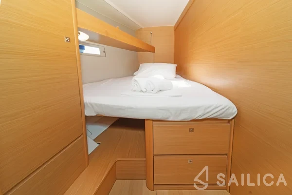 Dufour 460 GL - Yacht Charter Sailica